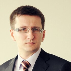 Piotr Mleczko, Prawnik-lingwista, tłumacz przysięgły języka angielskiego